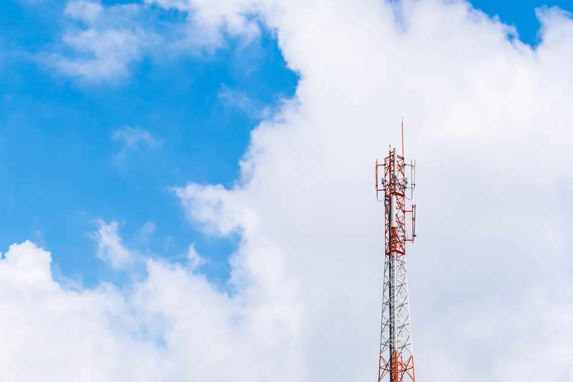 telecommunication-tower