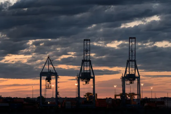 wide-shot-three-towers-port-sunset-cloudy-day.jpg